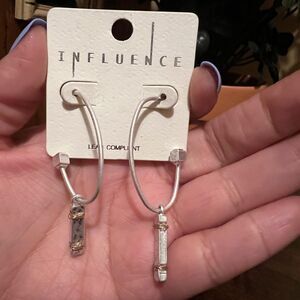 🆕 INFLUENCE SILVER HOOP EARRINGS
